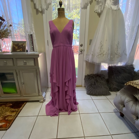 Gown floor length - Picture 1 of 2